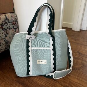 NWT Business & Pleasure Co. Holiday Cooler Tote | Rive Green | NWT